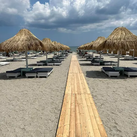 Queens Lejlighed Năvodari